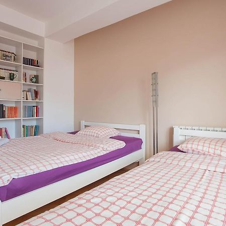 Red Apartment Skopje Luaran gambar