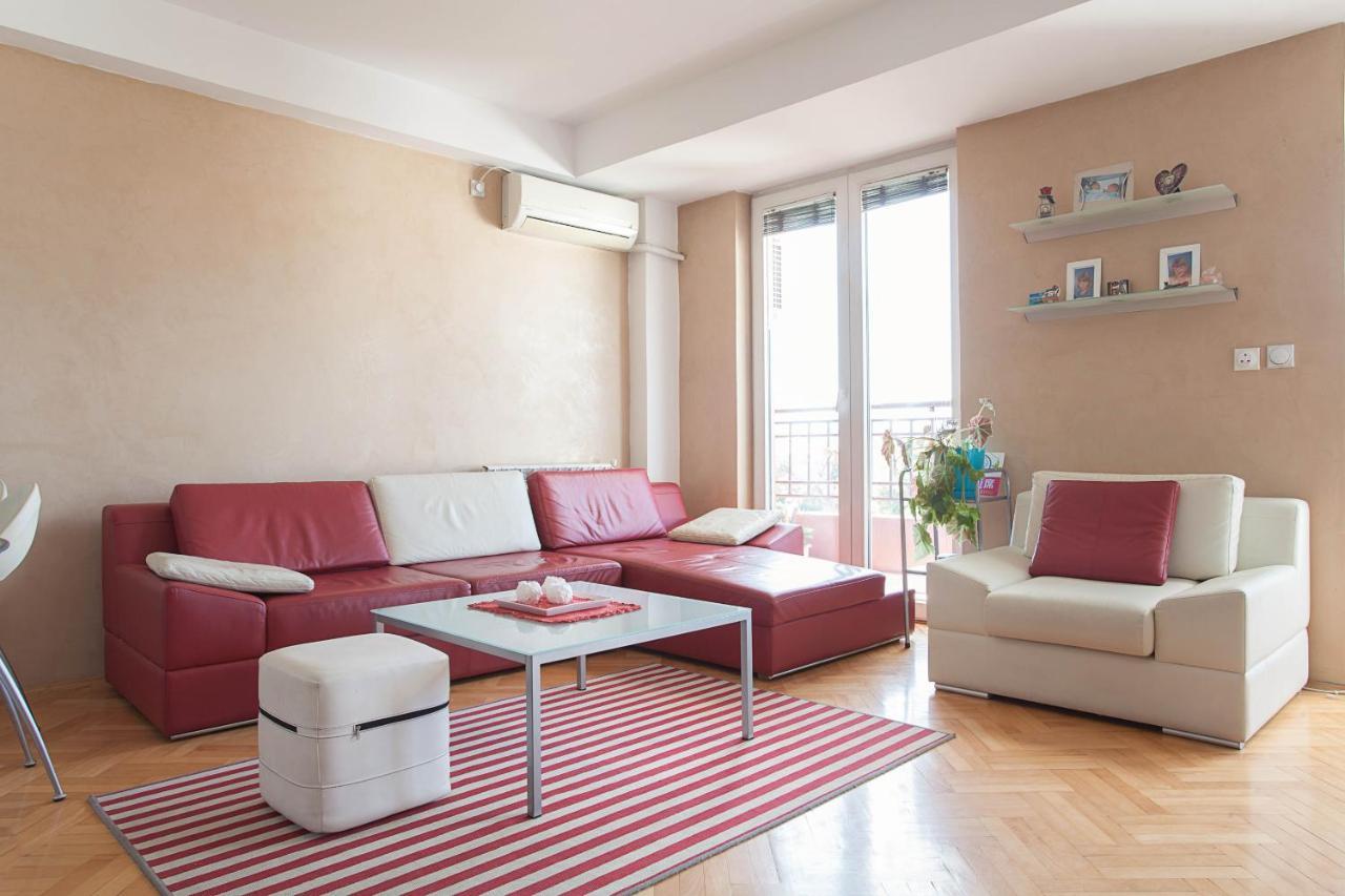 Red Apartment Skopje Luaran gambar